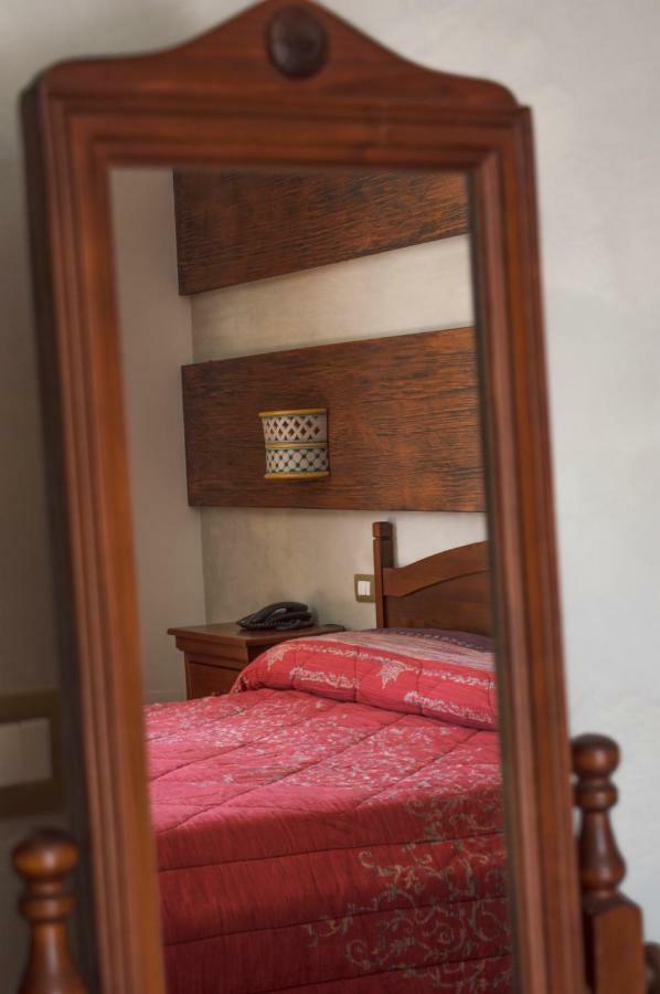 Villa D'Andrea กัลตาจีโรเน ภายนอก รูปภาพ